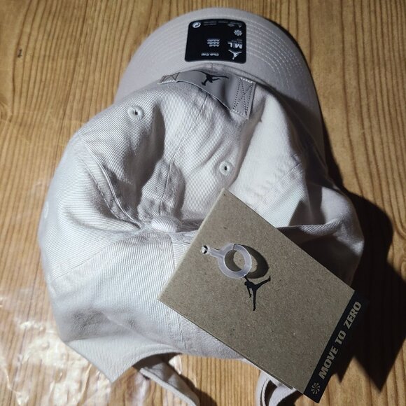 Jordan Flight Club Cap Strapback hat (NEW) - Picture 2 of 4